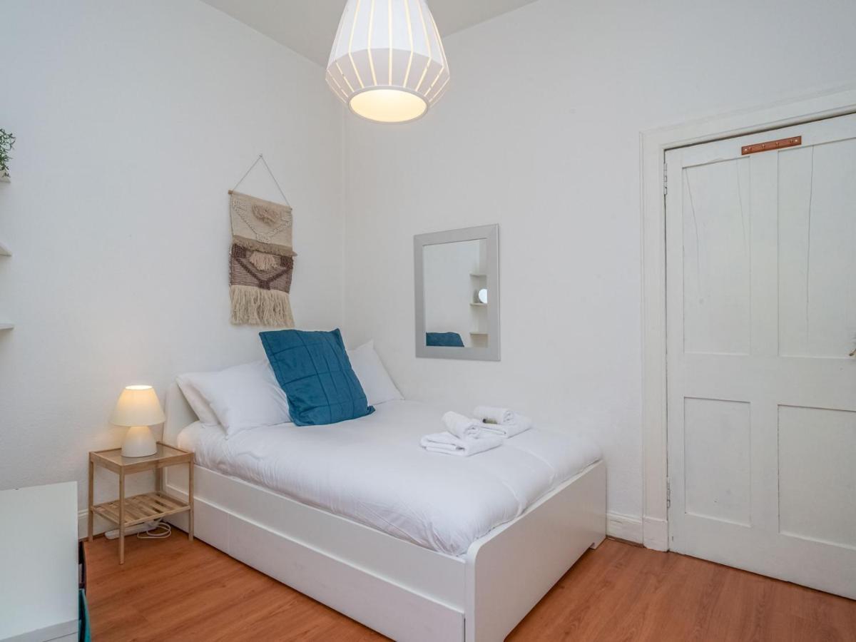 Pass The Keys Renovated 2 Beds Flat Near City Centre And Meadows Единбург Екстериор снимка
